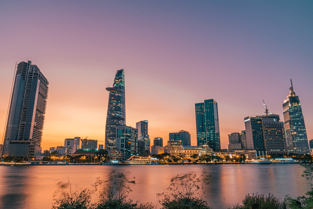 Top 5 Reasons to Outsource Software Development to Vietnam